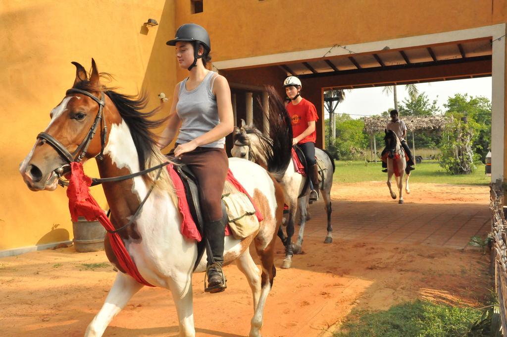 Ruwala Resort Kalkuda Bagian luar foto